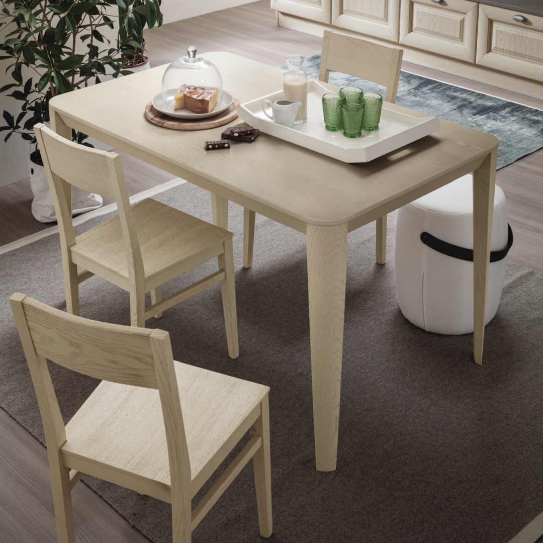 Tavolo art. B560 – Sedia art. B900